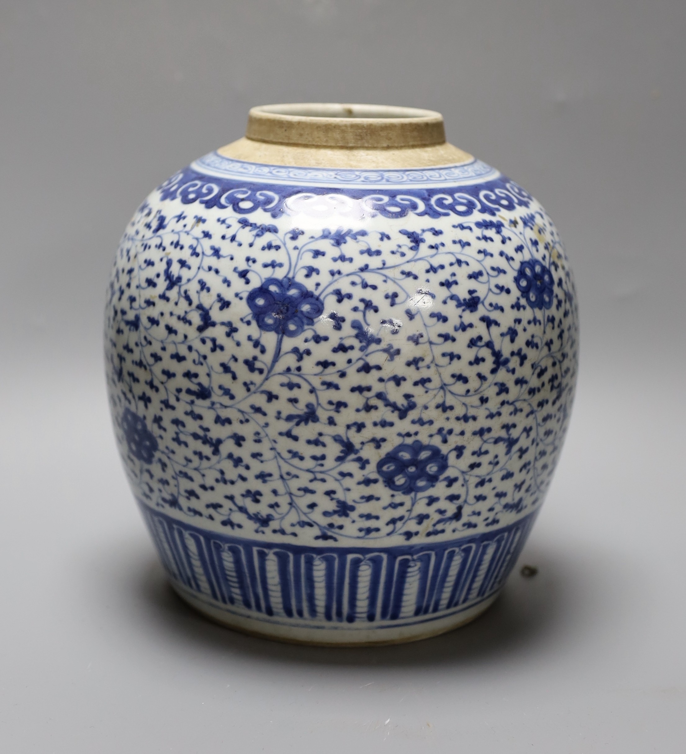 An 18th-century Chinese blue and white ovoid jar, 23 cm high